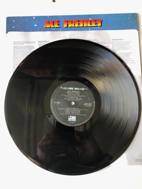Dischi in vinile: Kiss – Usato da Aarwangen venduto da Jukebox3 7