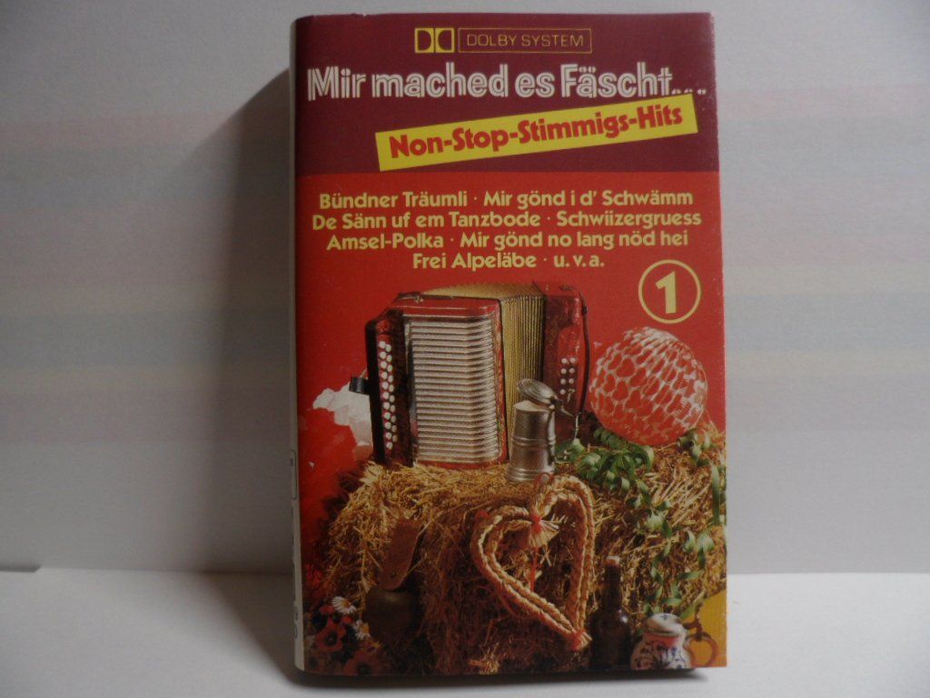 Musicassette: Mir mached es Fäscht    Non Stop  Stimmungs Hits – Usato da Langnau i. E. venduto da gf2_29jt