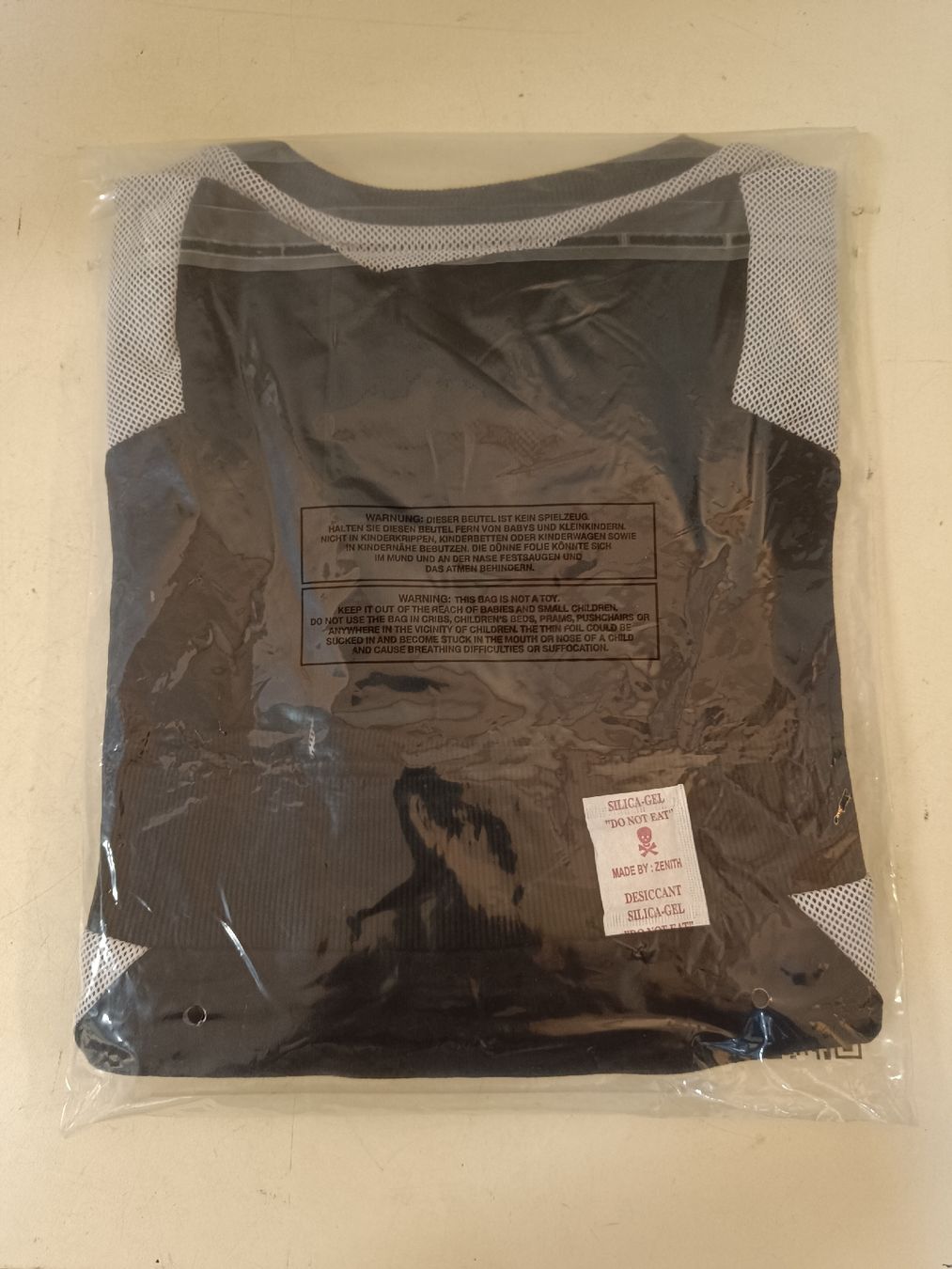 Maglioni & Felpe: Urban Classics Damen Pulli, Gr. S, neu mit Etikett. (nov261) – Nuovo e nell'imballaggio originale da Künten venduto da Schnaepplihuus 2