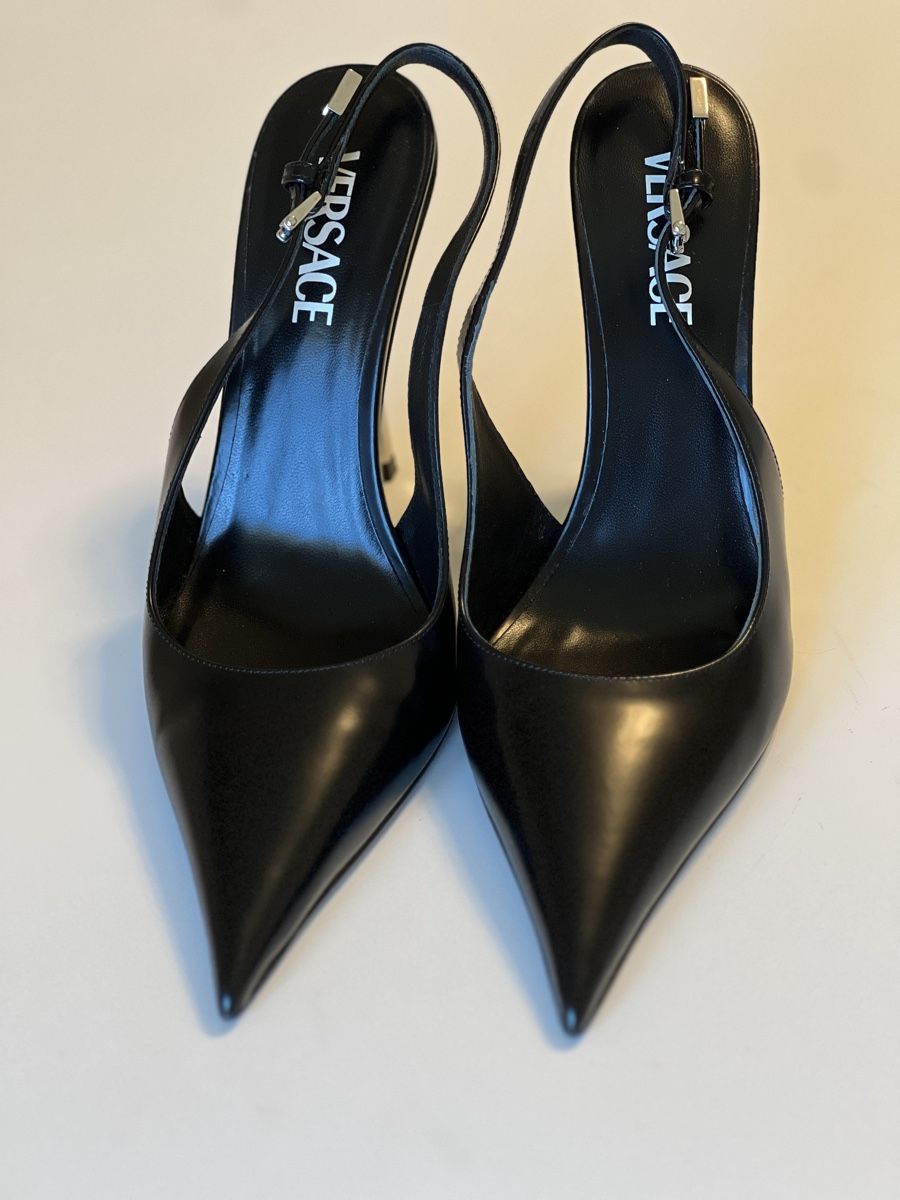 Versace Damenschuhe: Versace Heels (10 cm, 38 size) – Neu (gemäss Beschreibung) aus Cadro von Victoria88
