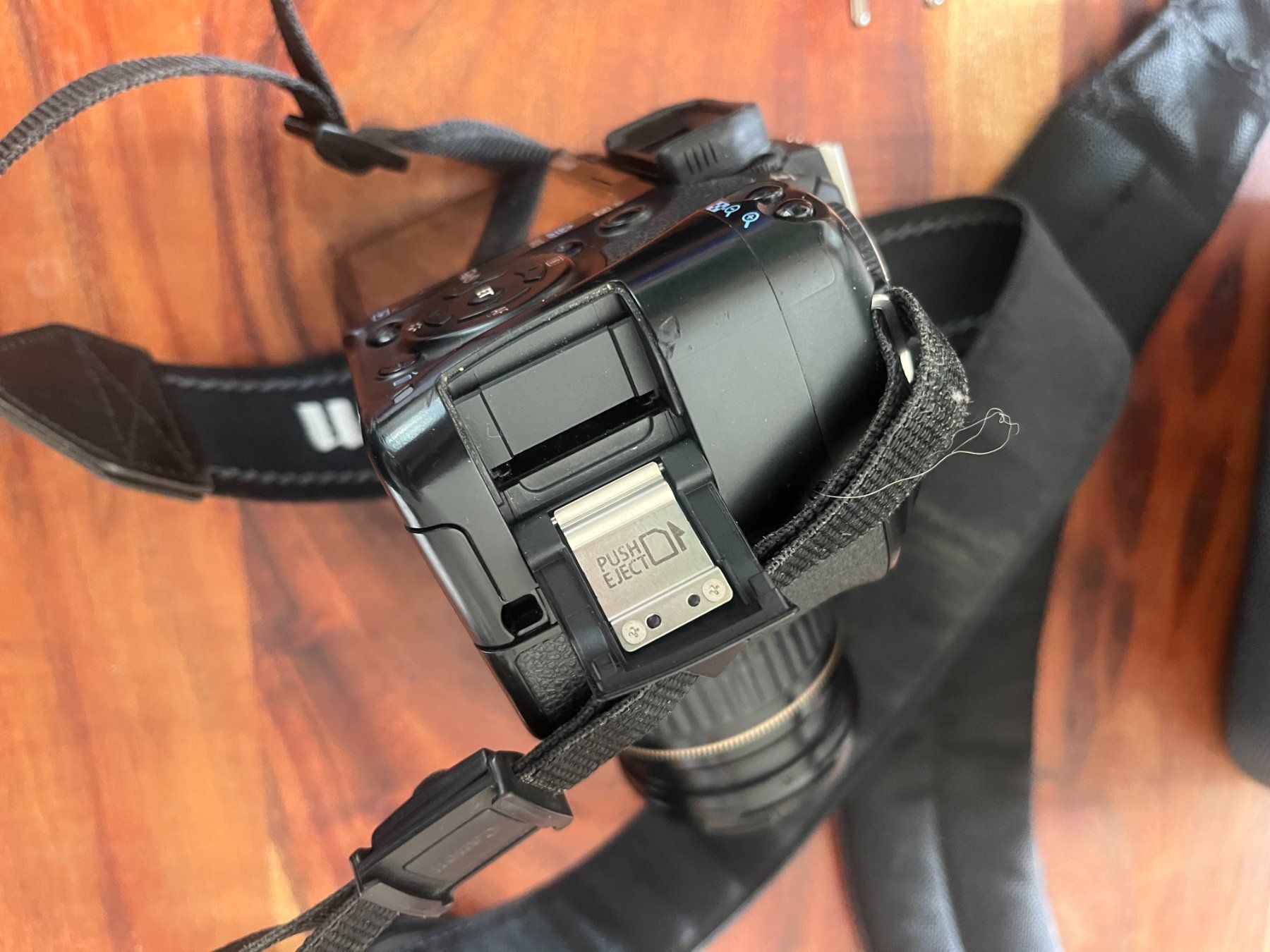 Canon Kamera: Canon 450d Spiegelreflexkamera – Gebraucht aus Zermatt von B.15.v02 7