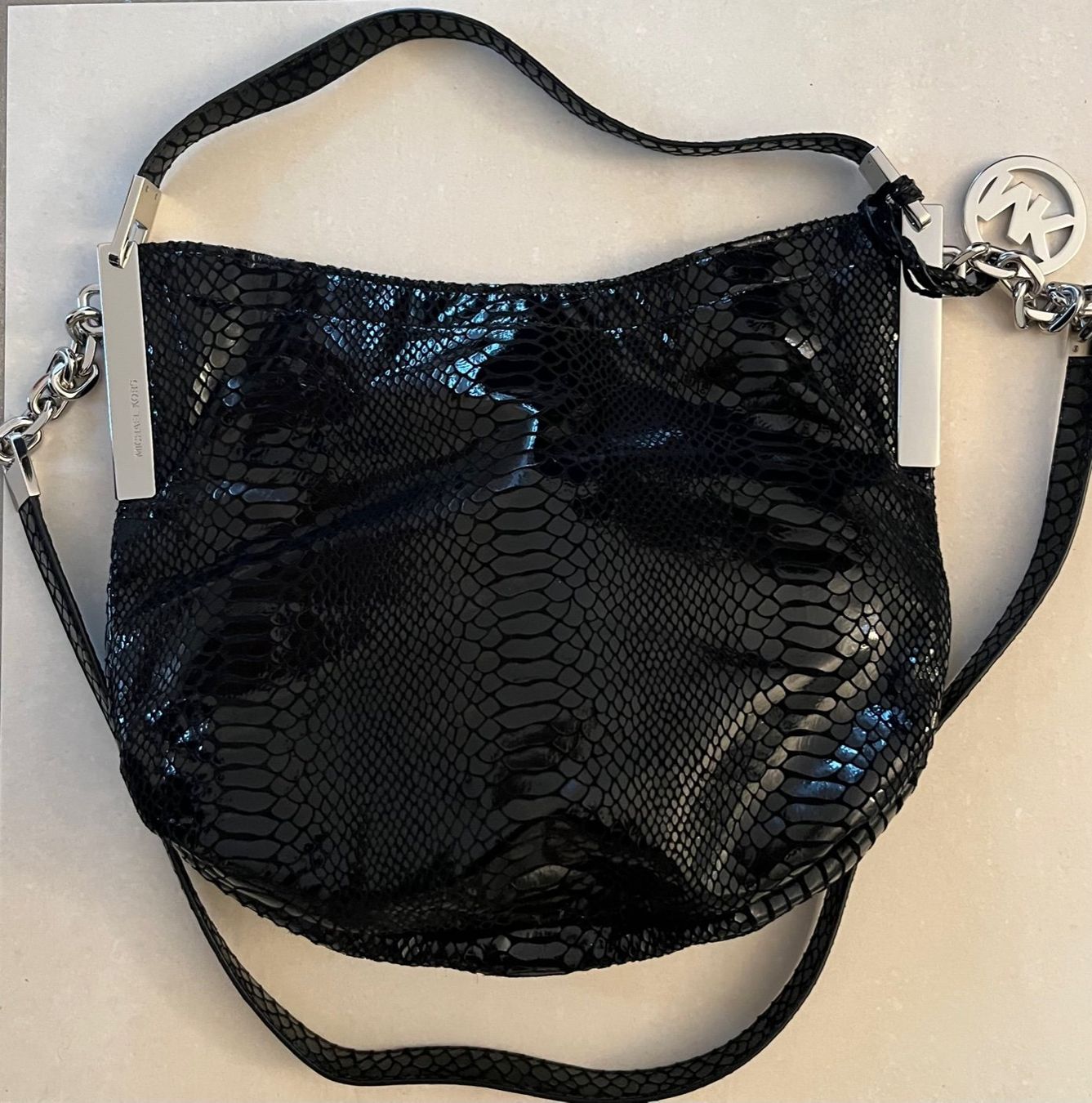 Michael Kors Taschen für Damen: Sac à main Michael Kors, cuir, effet Python, noir – Neu (gemäss Beschreibung) aus St-Prex von SoLu21 1