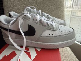 Nike Court Vision Lo size 44 NEW