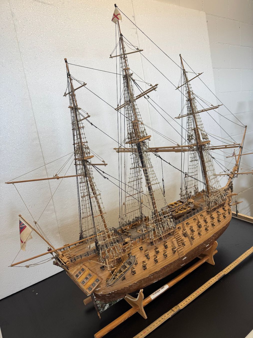 Modellbausätze & Standmodelle: Modellbau-Schiff sucht neuen Platz – Gebraucht aus Eggenwil von MarKae 3