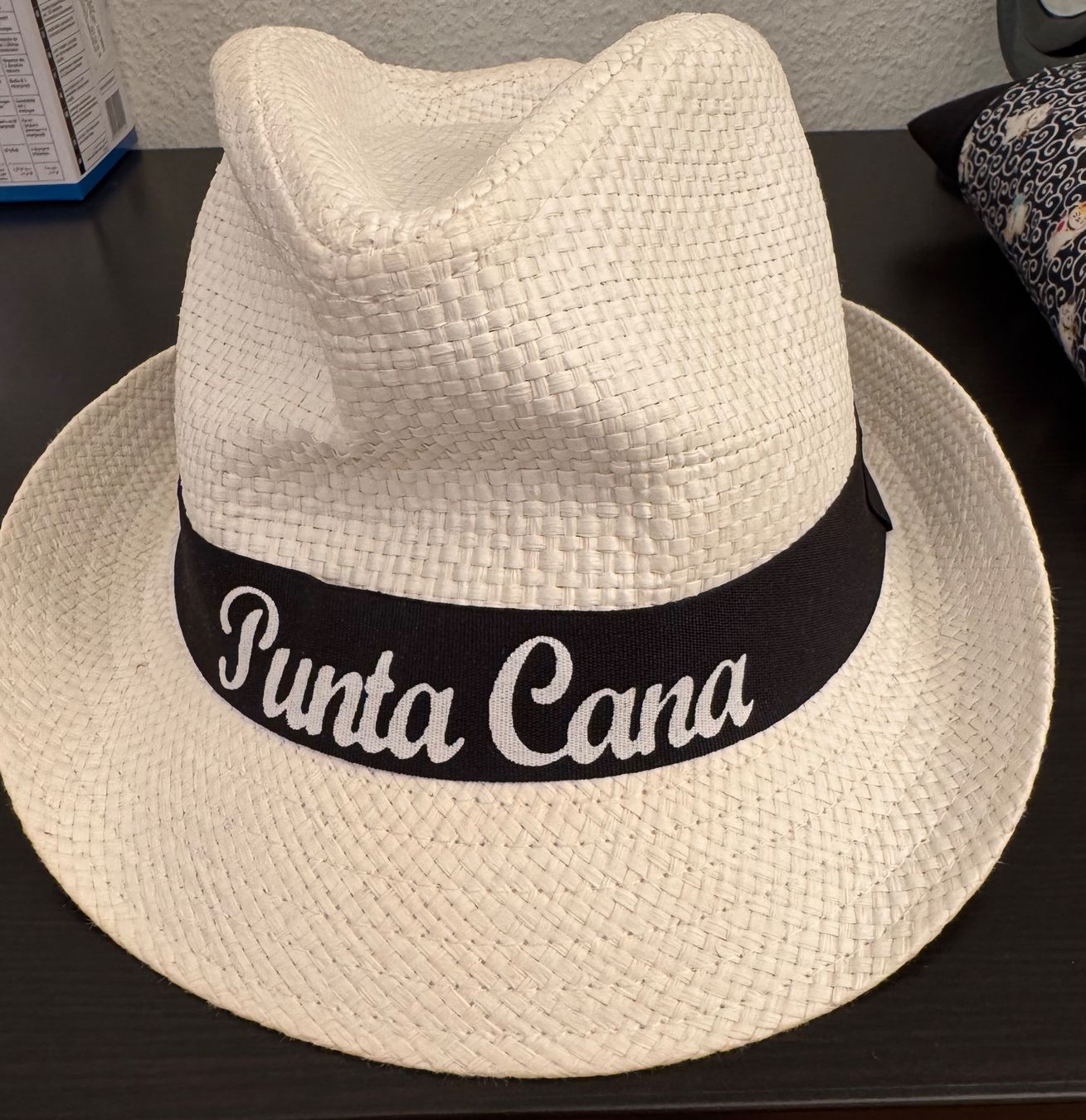 Hüte, Mützen & Caps: Damen Hut – Gebraucht aus Zürich von VictoriaGVA 1