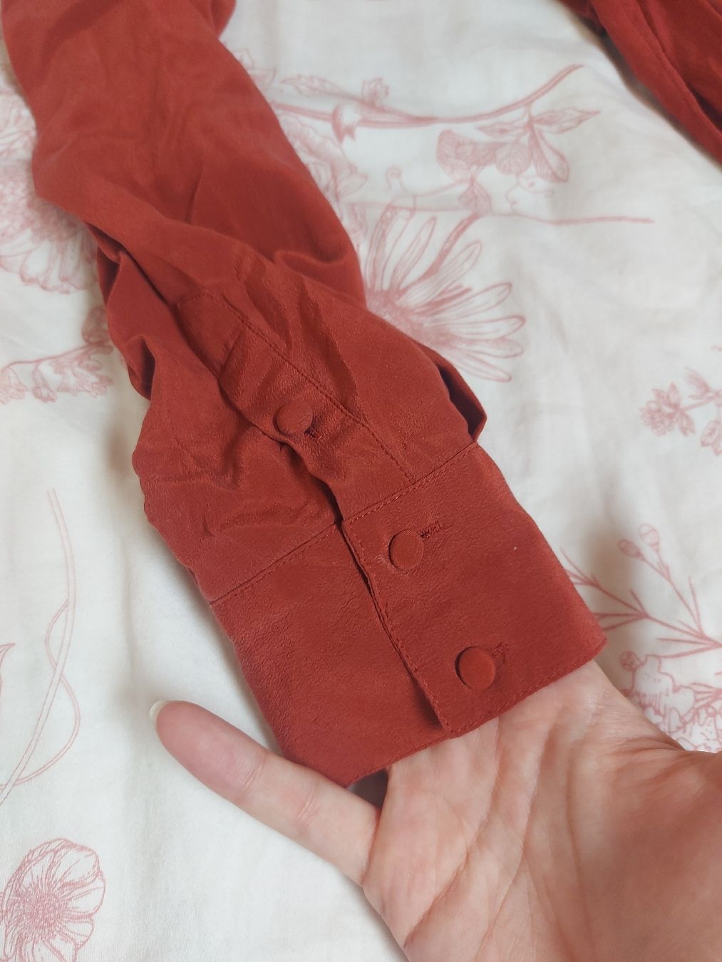 Sezane Kleider: Robe 100% soie Sezane - Taille S/M – Gebraucht aus Lausanne von Super-cerise 5