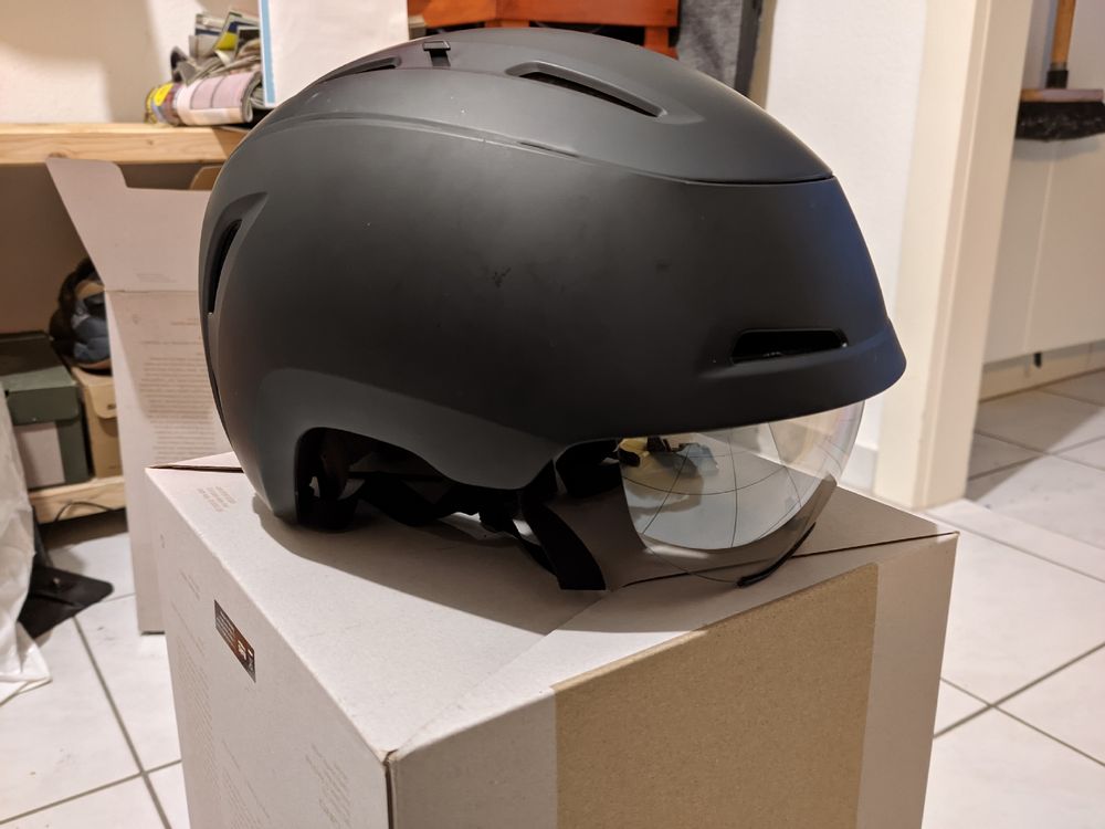 Gyro Bexley Helm (Neu (gemäss Beschreibung)) in Binningen für CHF 80 ...