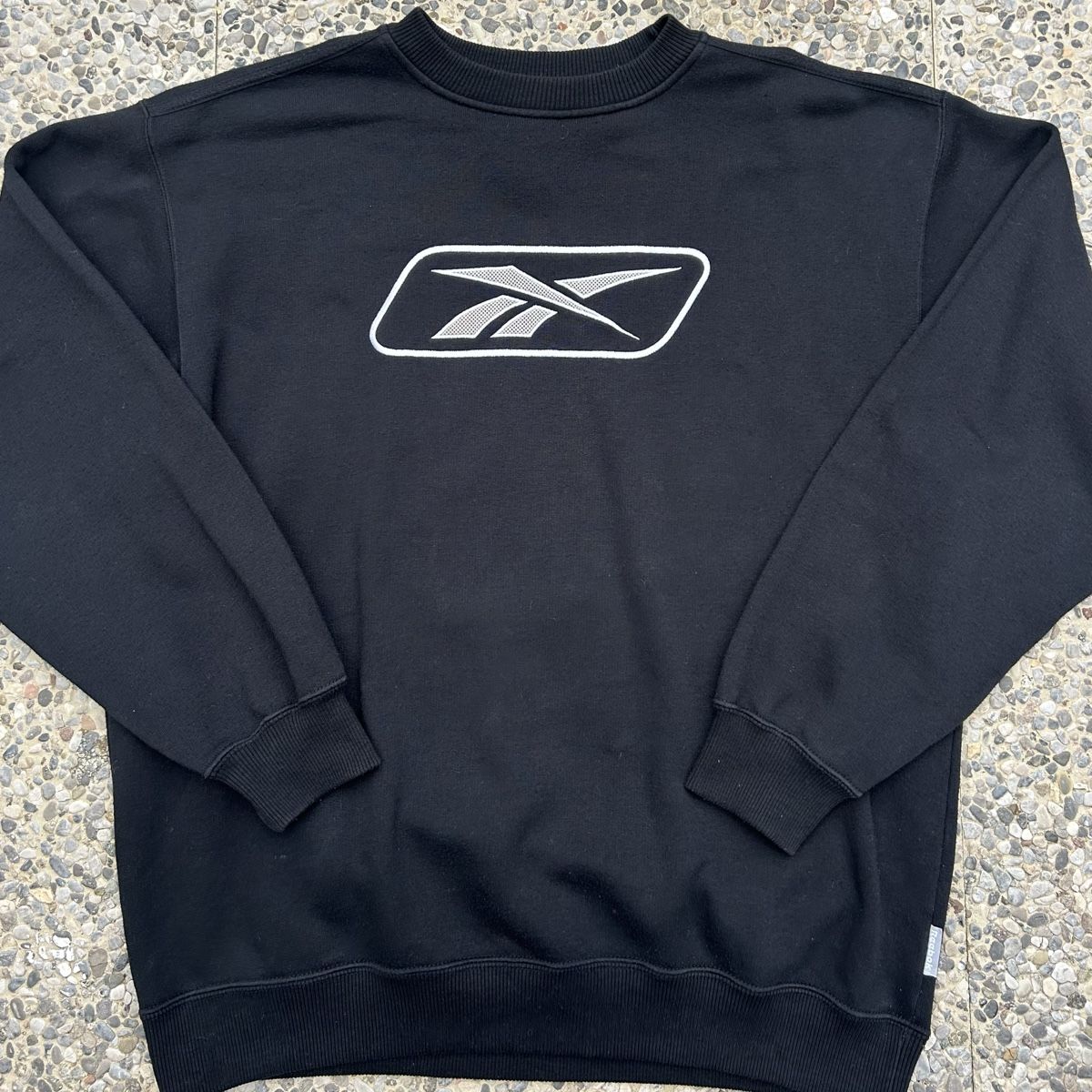 Reebok Maglioni & Felpe: Vintage Reebok Logo Sweatshirt – Usato da brent venduto da fukusapes 1