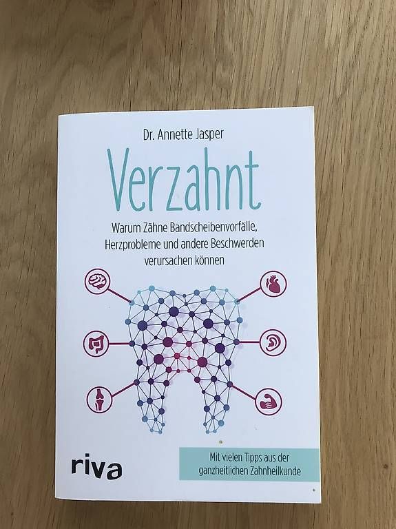 Libri: Buch Verzahnt Jasper Annette – Usato da Egolzwil venduto da taraxacum65