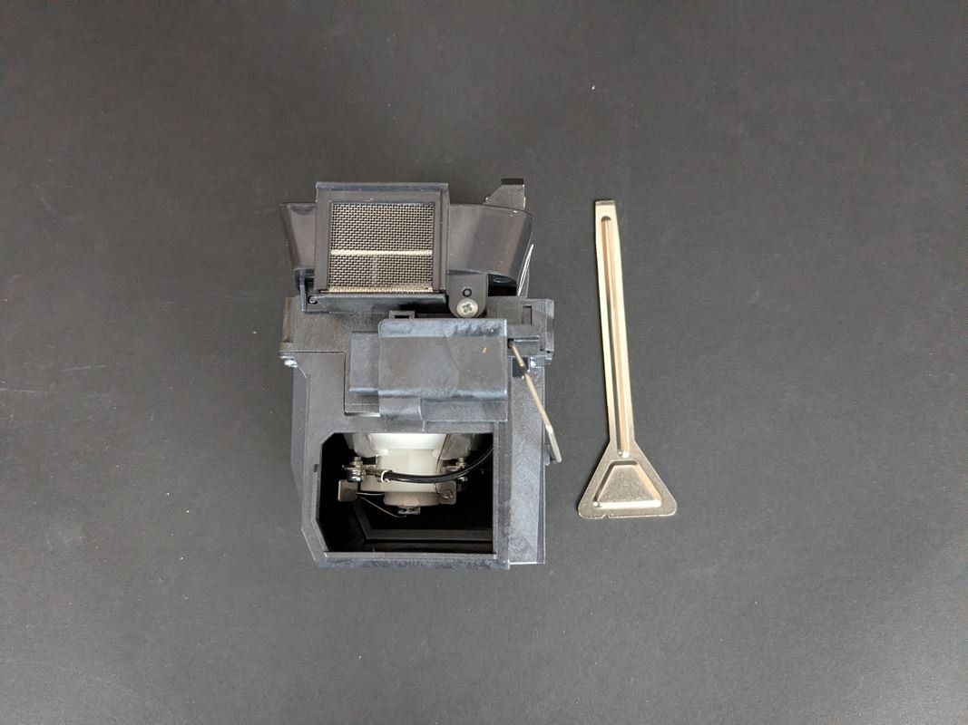 Epson Proiettori: EPSON Beamerlampe ELPLP85 – Nuovo (secondo la descrizione) da Thun venduto da Restwert_Thun 2
