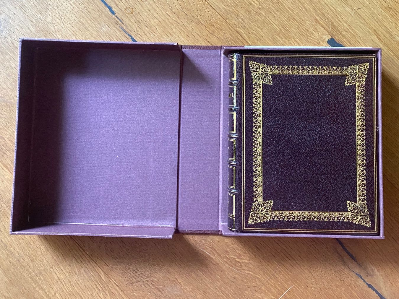 Libri: Heures illustrées [Stundenbuch] par Ch. Mathieu et d'autres – Usato da Gümligen venduto da Xochitl 1