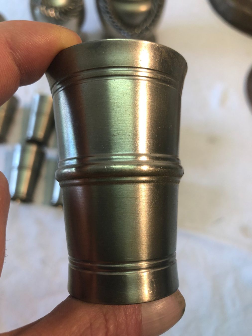 Bicchieri: Gobelets en étain – Usato da Aïre venduto da tas_fq9v 2