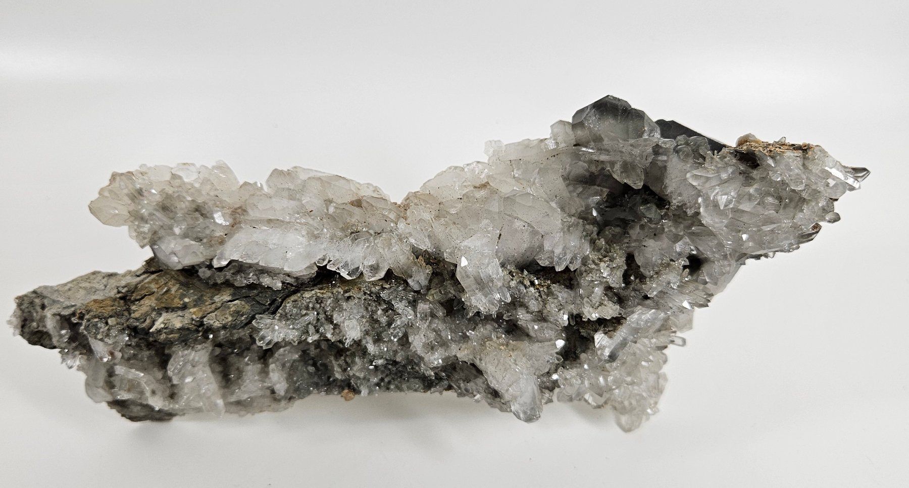 Mineralien & Heilsteine: Bergkristall-Stufe aus Elm, Kanton Glarus – Gebraucht aus Uzwil von Chobel1