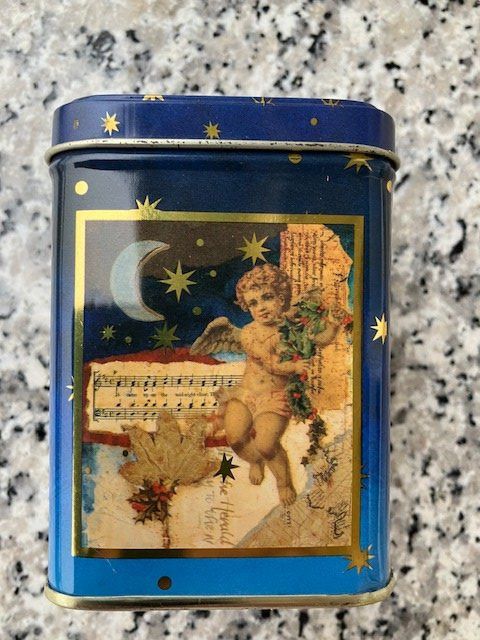 Tutte le decorazioni: Diverse Büchsen – Usato da Zürich venduto da JanetT01 3