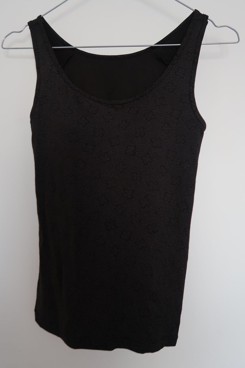 Tops: Trägershirt mit integriertem BH – Gebraucht aus Bassersdorf von secondhand_clothing
