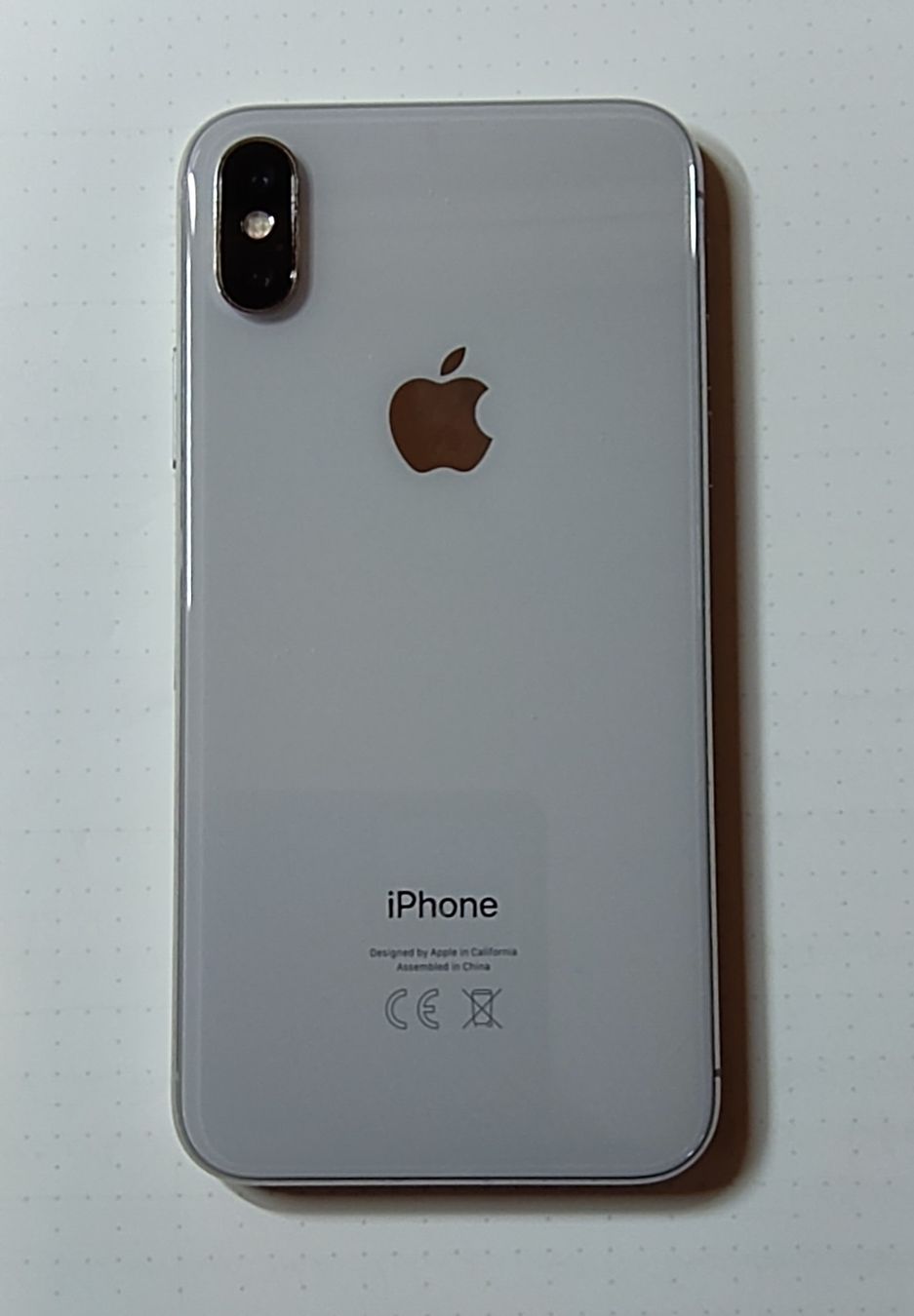 Apple Telefoni cellulari / Smartphones: iPhone X  / Silber / 256GB / neue Batterie – Usato da Welschenrohr venduto da Mona_Ricardo 1