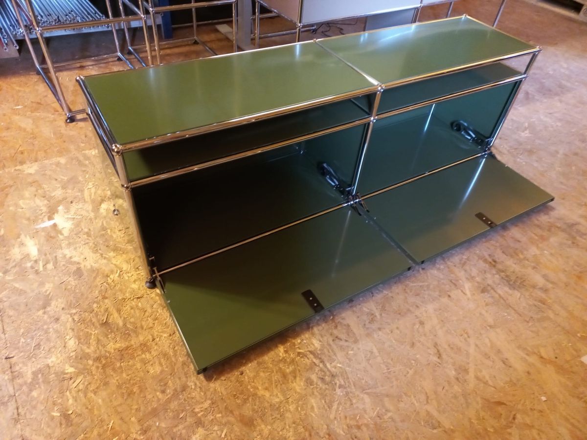 Scaffali: USM Haller Lowboard - Olivgrün – Usato da Rikon im Tösstal venduto da Kurt_Goes_Classic 1
