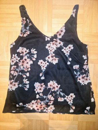 Top VERO MODA schwarz Blumenmuster Grösse XS