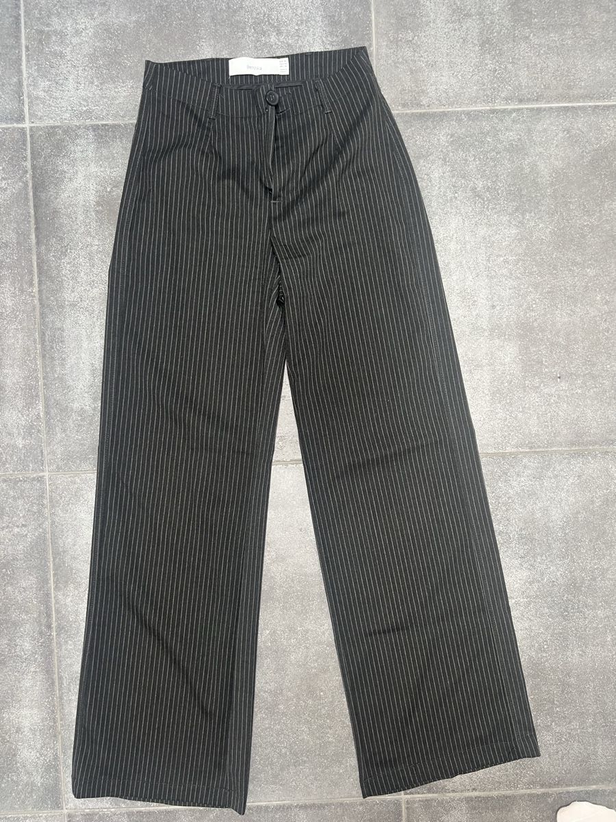 Bershka Pantaloni: Bershka Stoffhose Grösse 36 – Usato da Wettswil venduto da alstel24