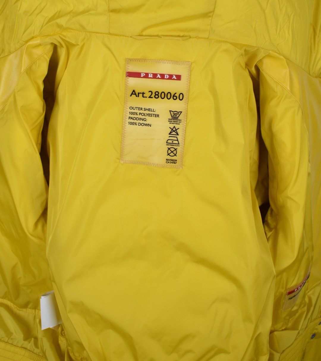 Prada Jacken: Prada Daunenjacke Gr.36/38 (44) – Neu (gemäss Beschreibung) aus Nürensdorf von 2ND_STORY 7