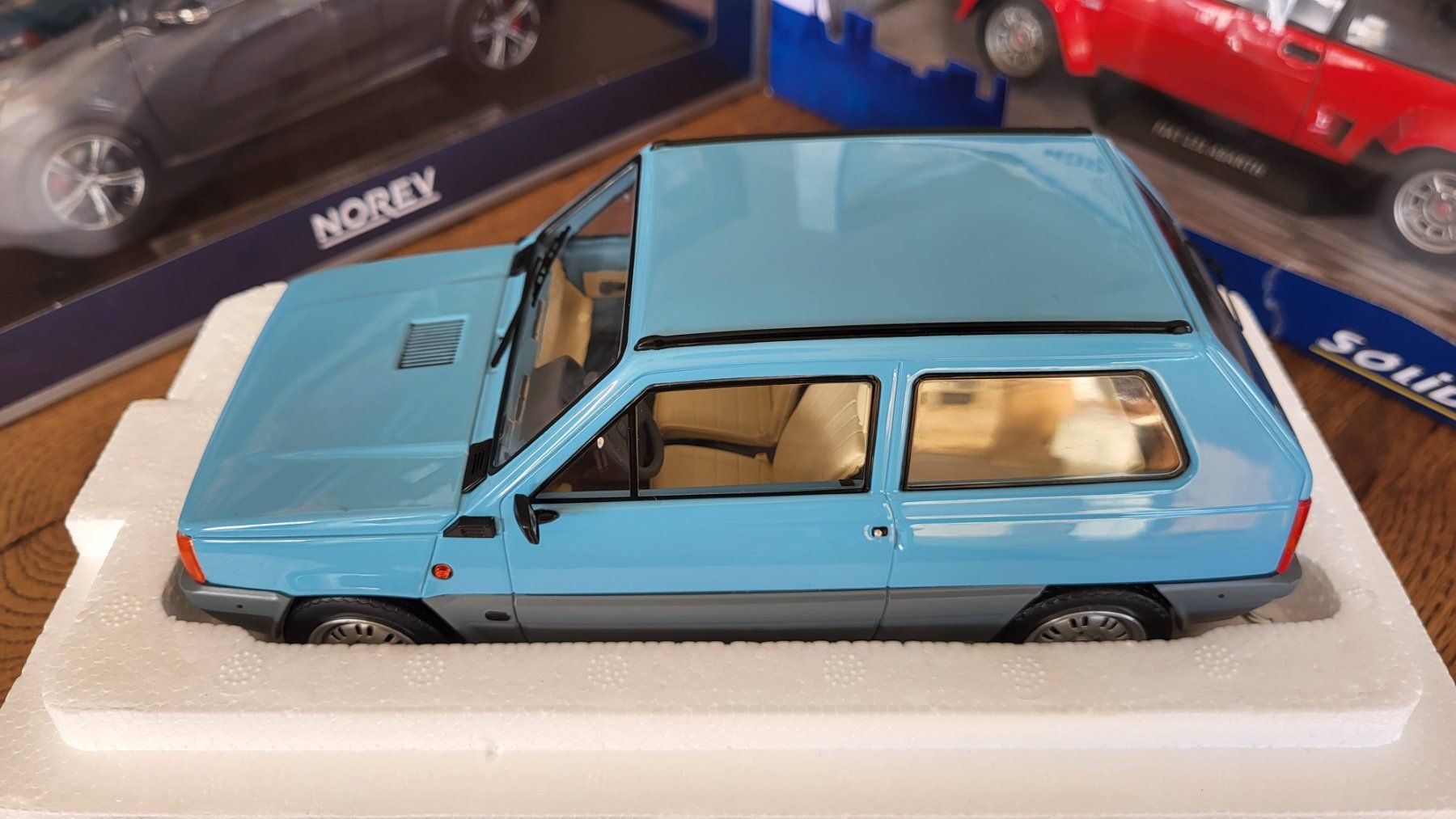 KK-Scale Modellini d'auto: Seat Panda 1:18 KK-Scale – Usato da Rothrist venduto da Juana5