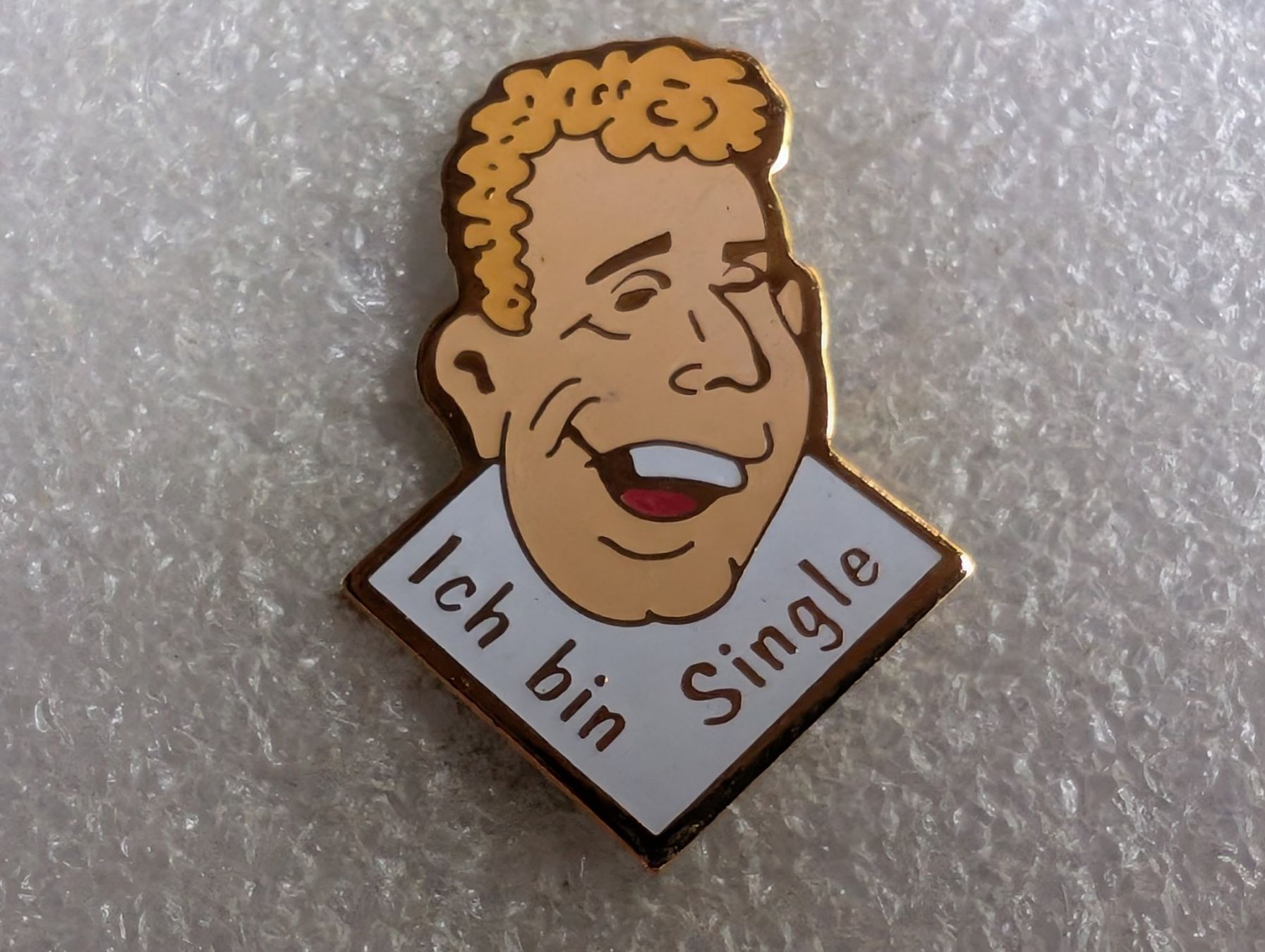 Placchette & Badge: Ansteckpin 176: Ich bin Single – Usato da Oppligen venduto da Pin-Fall-Shop