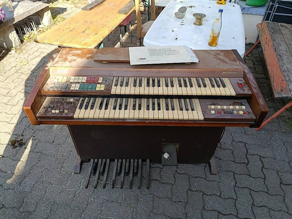 Strumenti musicali: Orgel Farifisa – Difettoso da Berg TG venduto da Jimmy205 1