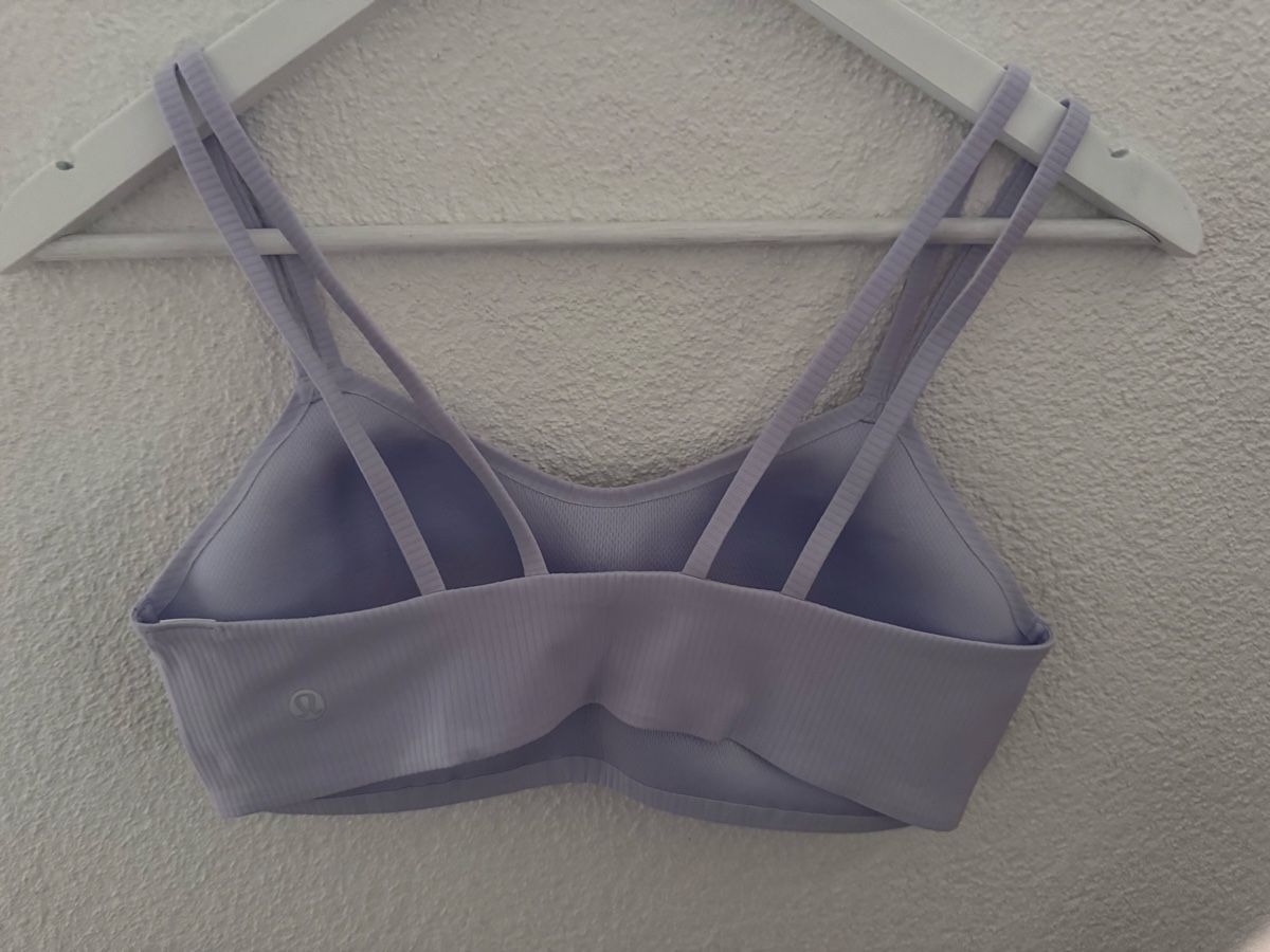 Lululemon Autres dessous: Original Lululemon Like a Cloud Bra ribbed – D'occasion à Bollodingen par ninjaZ 1