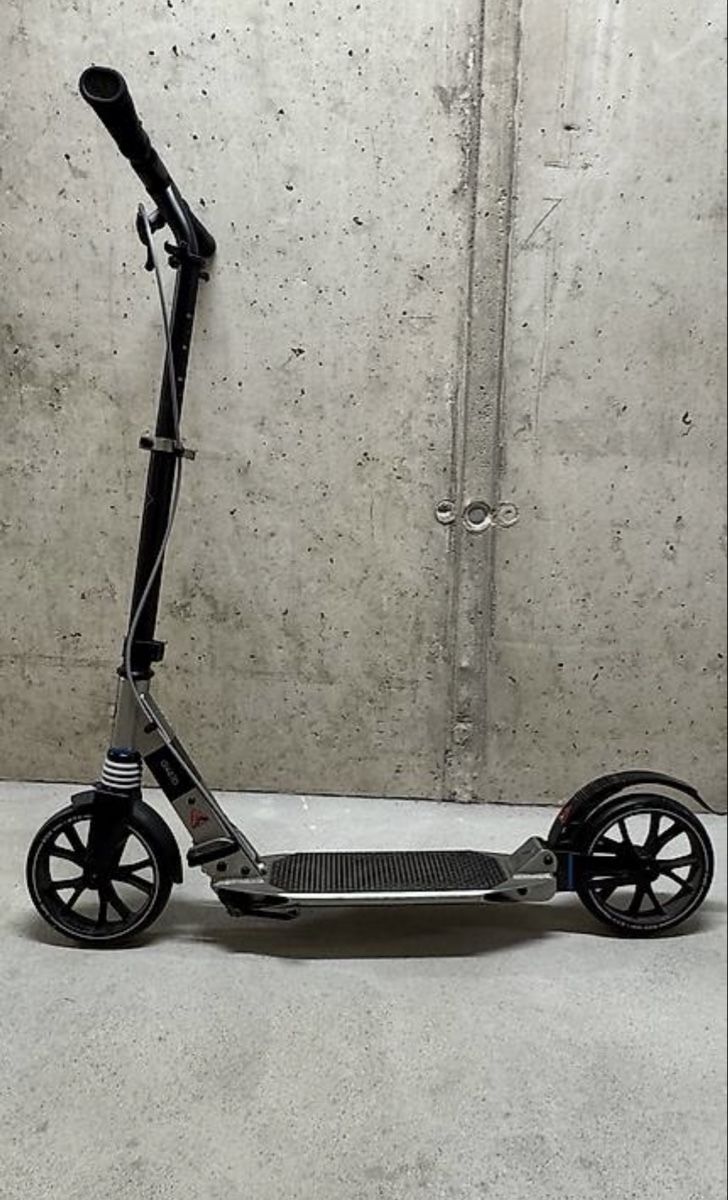 Scooters: Scooter silver black used condition – Gebraucht aus Zürich von ann_99s6