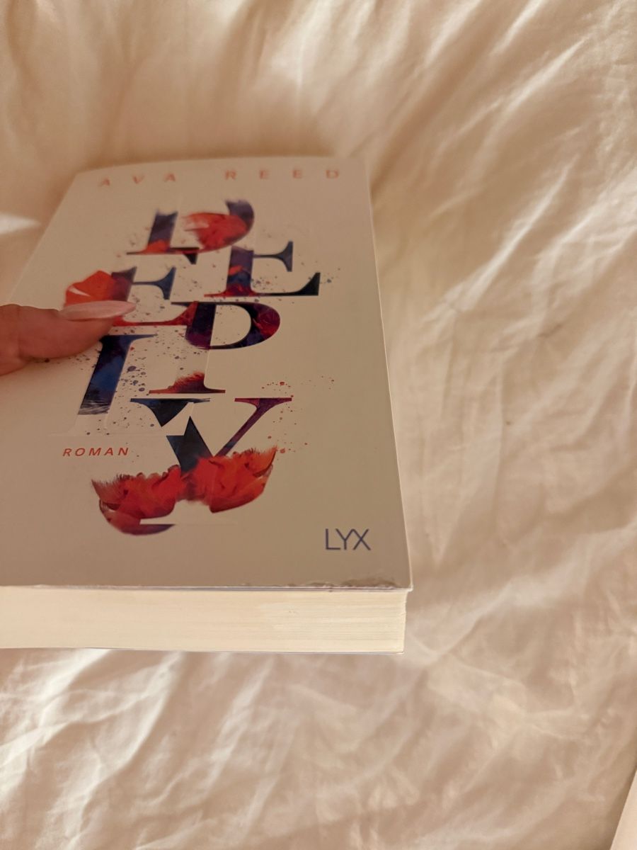Libri: Ava Reed - Deeply, Roman, neuwertig – Nuovo (secondo la descrizione) da Hochfelden venduto da lin_6yn6 1