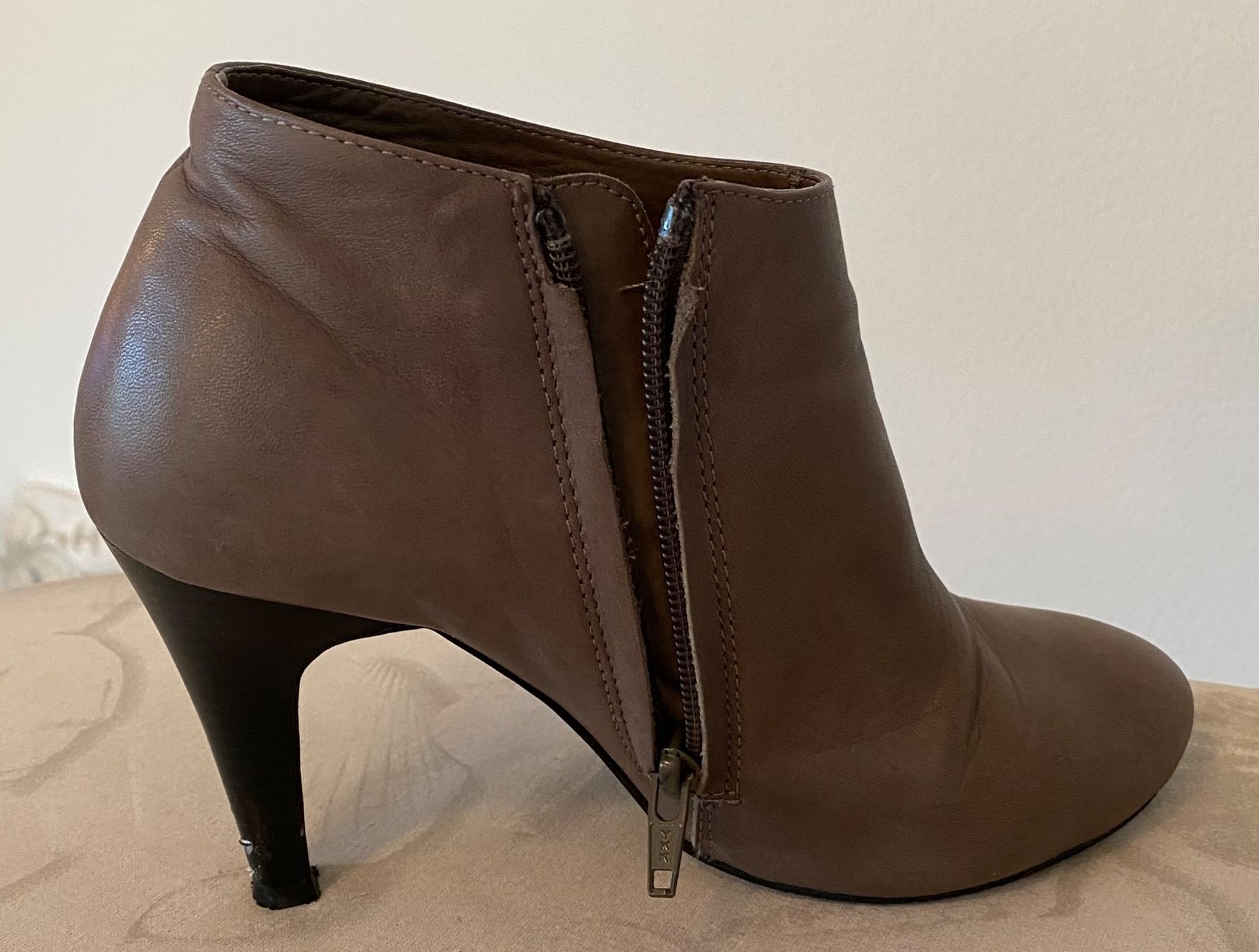 Damenschuhe: Stiefeletten in Taupe, Gr. 37 – Gebraucht aus Zürich von Maria2021 1