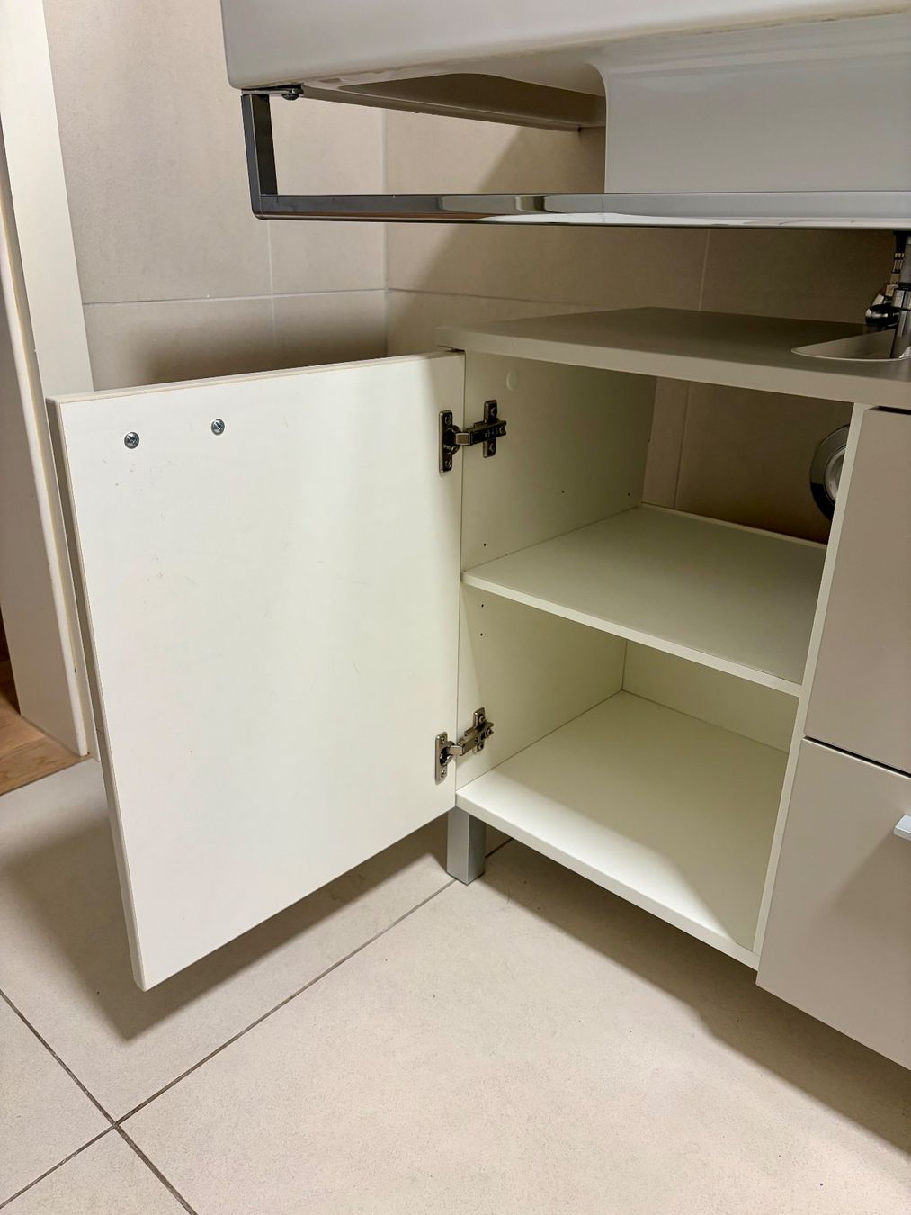 Installations & Meubles: Waschtischunterschrank – D'occasion à Zürich par fabriceRGVAZRH 2