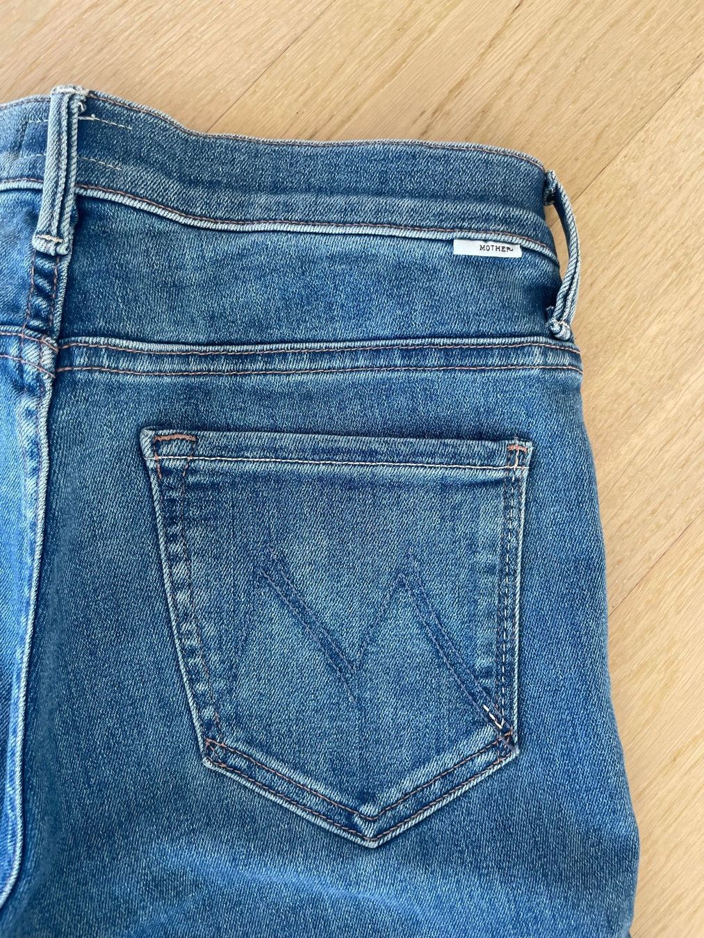 Jeans: MOTHER Jeans - The Weekender Fray – Nuovo (secondo la descrizione) da Zürich venduto da erica72 4