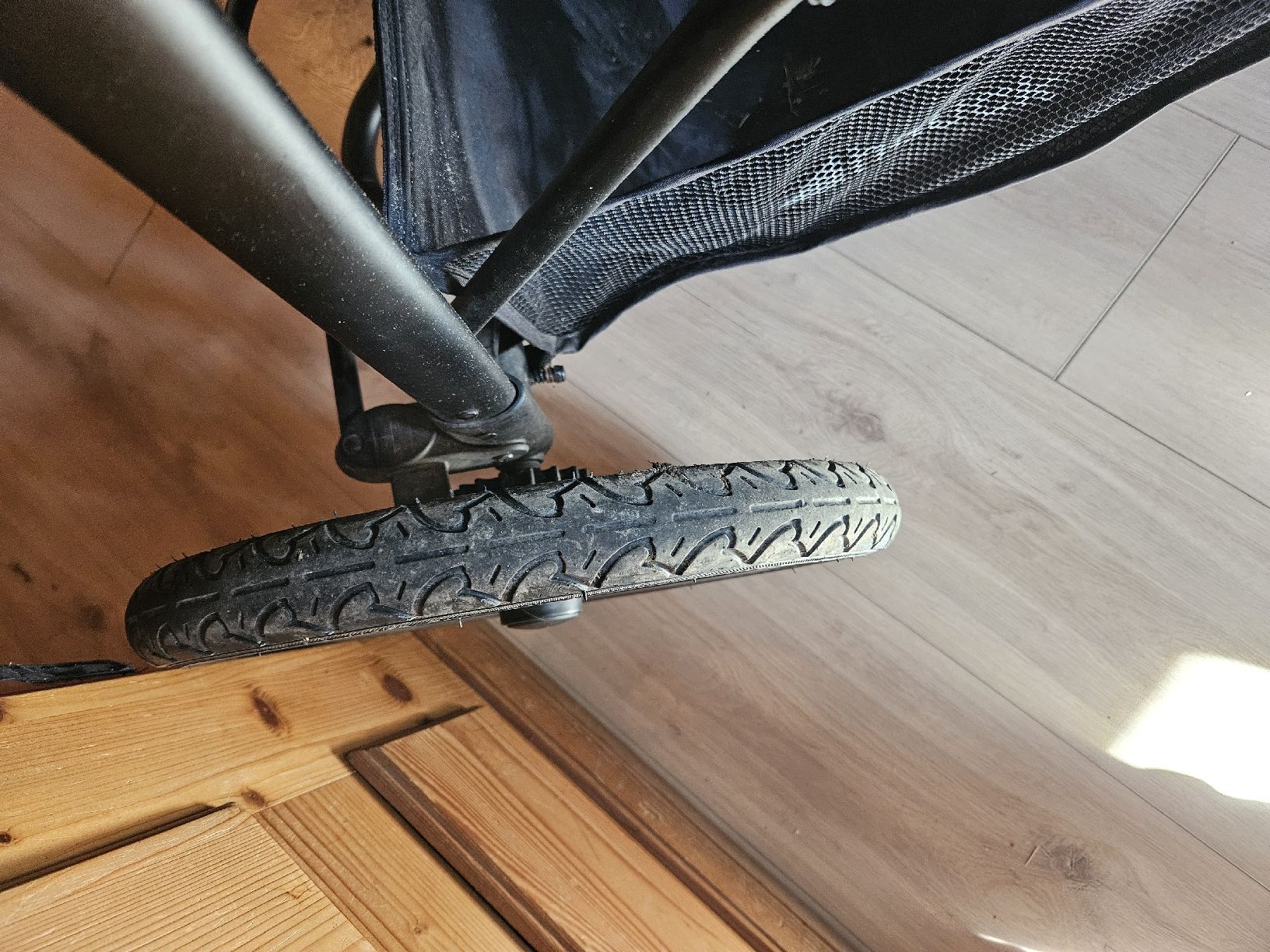 Hauck Carrozzine: Kinderwagen Hauck Runner 2 – Usato da Schwarzenburg venduto da sajaun 3