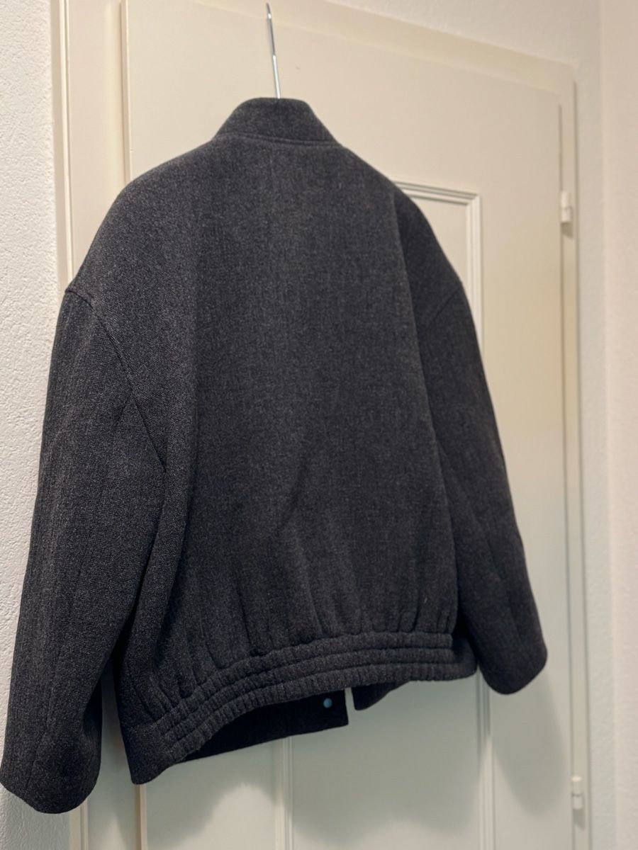 Massimo Dutti Vestes: Massimo Dutti Bomber Jacket Charcoal Grey Size S – D'occasion à Zürich par Anastasiya_g 4