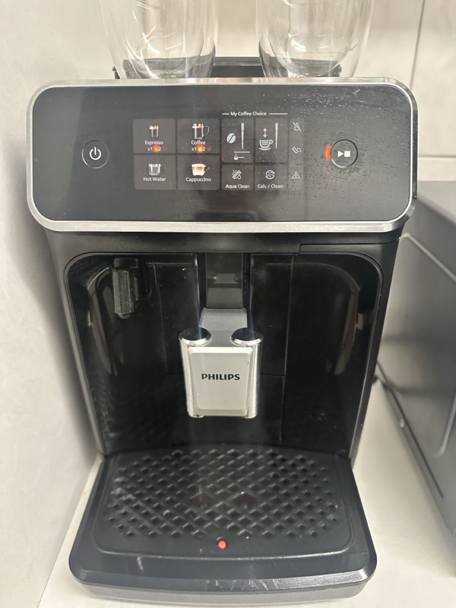 Philips Macchine per caffè & Macchine per espresso: PHILIPS Kaffeevollautomat gebraucht – Usato da Reinach BL venduto da kim_sg9s