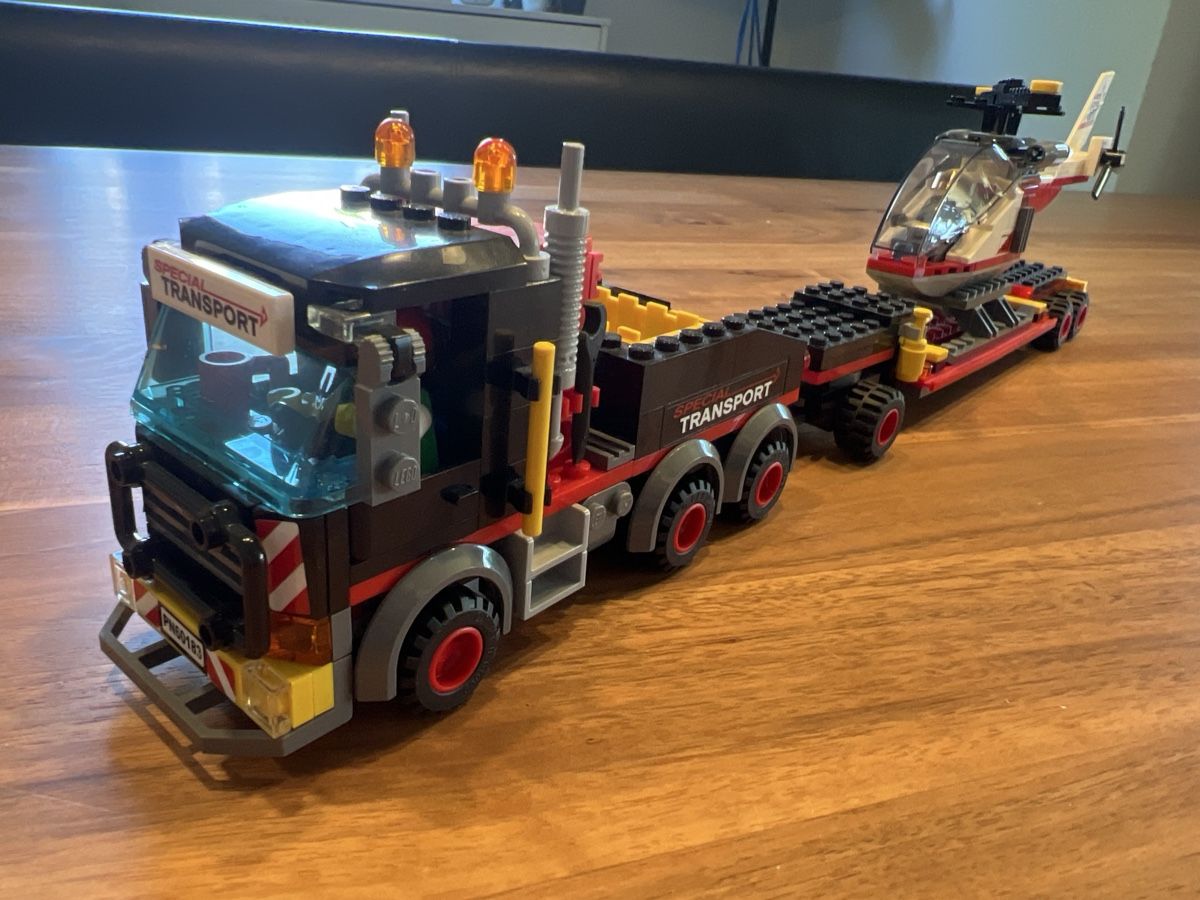 Lego Kit di costruzioni: Lego Helicopter & Tow Truck Set – Usato da Zürich venduto da JuneBaby12 2