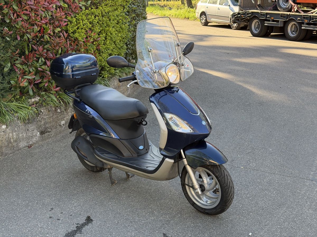 Piaggio Strasse: PIAGGIO FLY 125cc – Gebraucht aus Zullwil von Autocentersalii 2