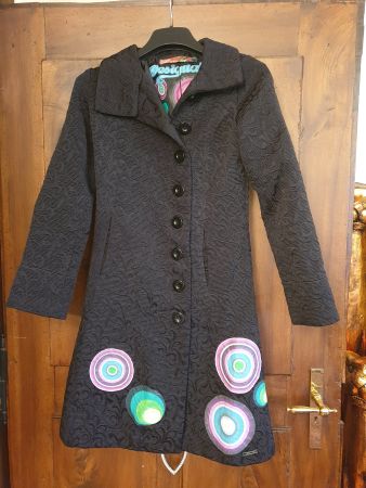 Edler Mantel von Desigual Gr. 36, viele top Marken