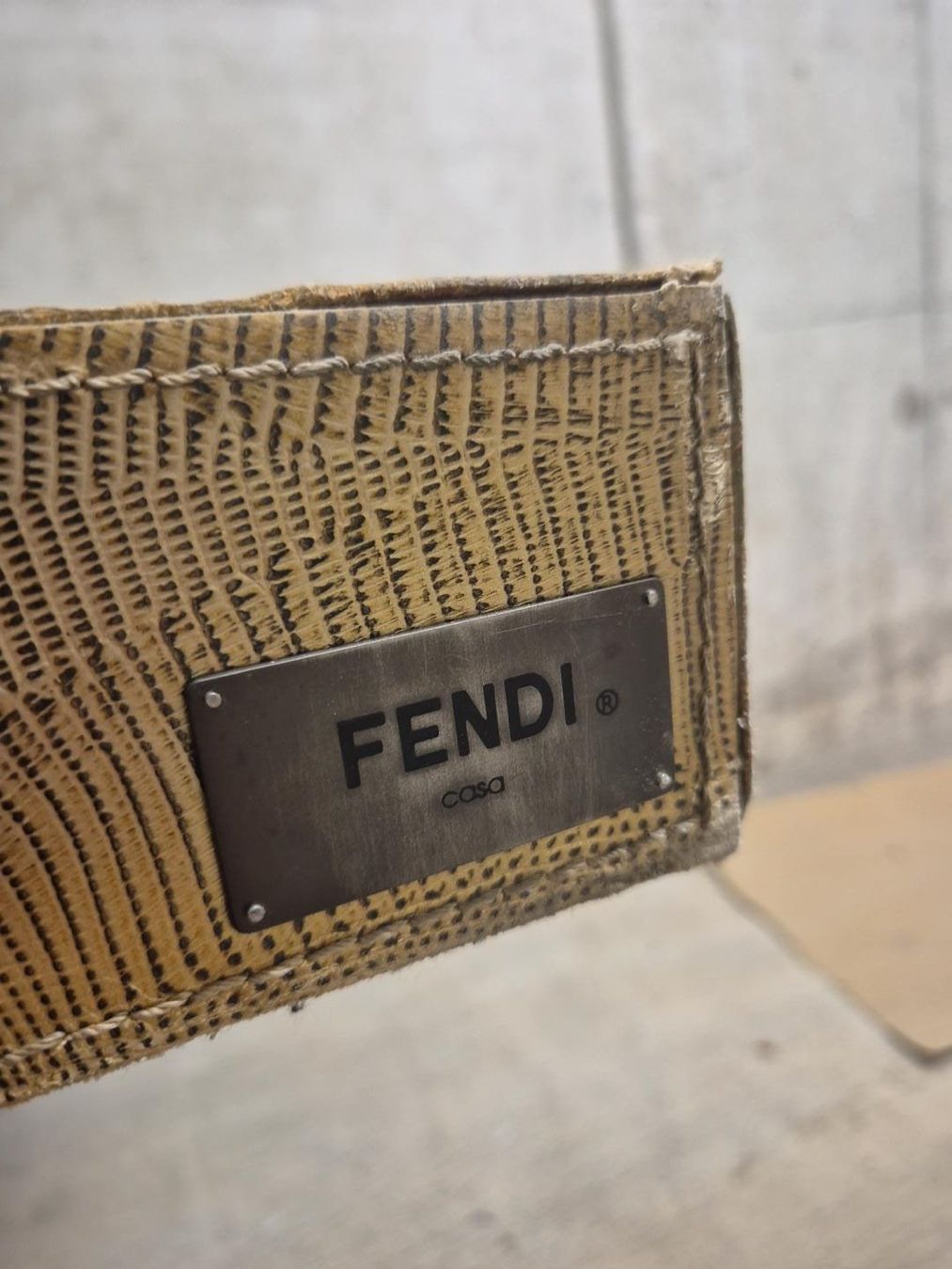Fendi Tische: Fendi Casa estisch – Gebraucht aus Küsnacht ZH von vil_k7vw 1