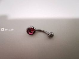 Bauchnabelpiercing