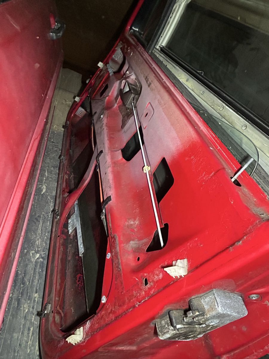 VW Tutti pezzi di ricambio auto: VW Golf2 porte – Usato da Gampelen venduto da ste_r6hj 6
