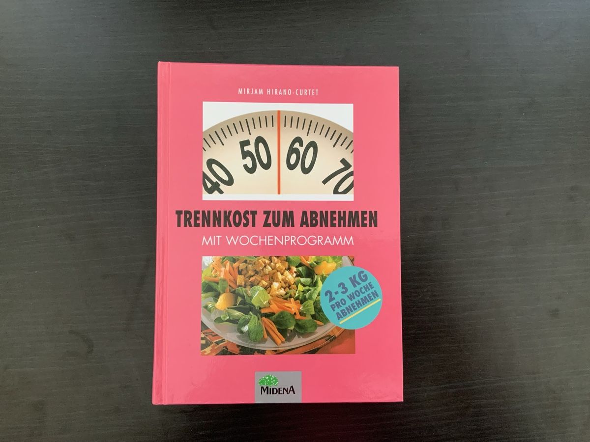 Libri: Trennkost zum Abnehmen: Mit Wochenprogramm – Usato da Münsingen venduto da Innchen