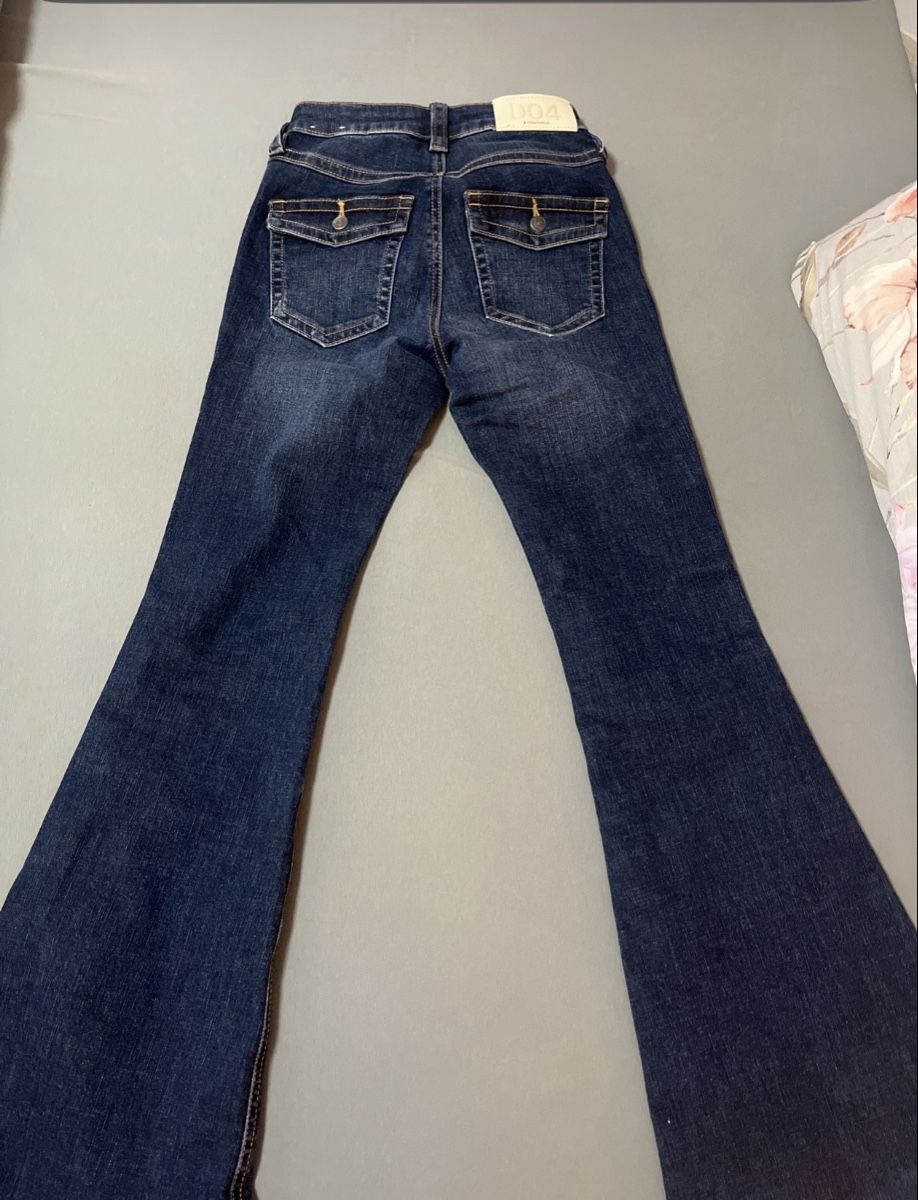 Stradivarius Hosen: D04 Jeans Bootcut dunkelblau – Neu (gemäss Beschreibung) aus Wetzikon ZH von eli_kg9j