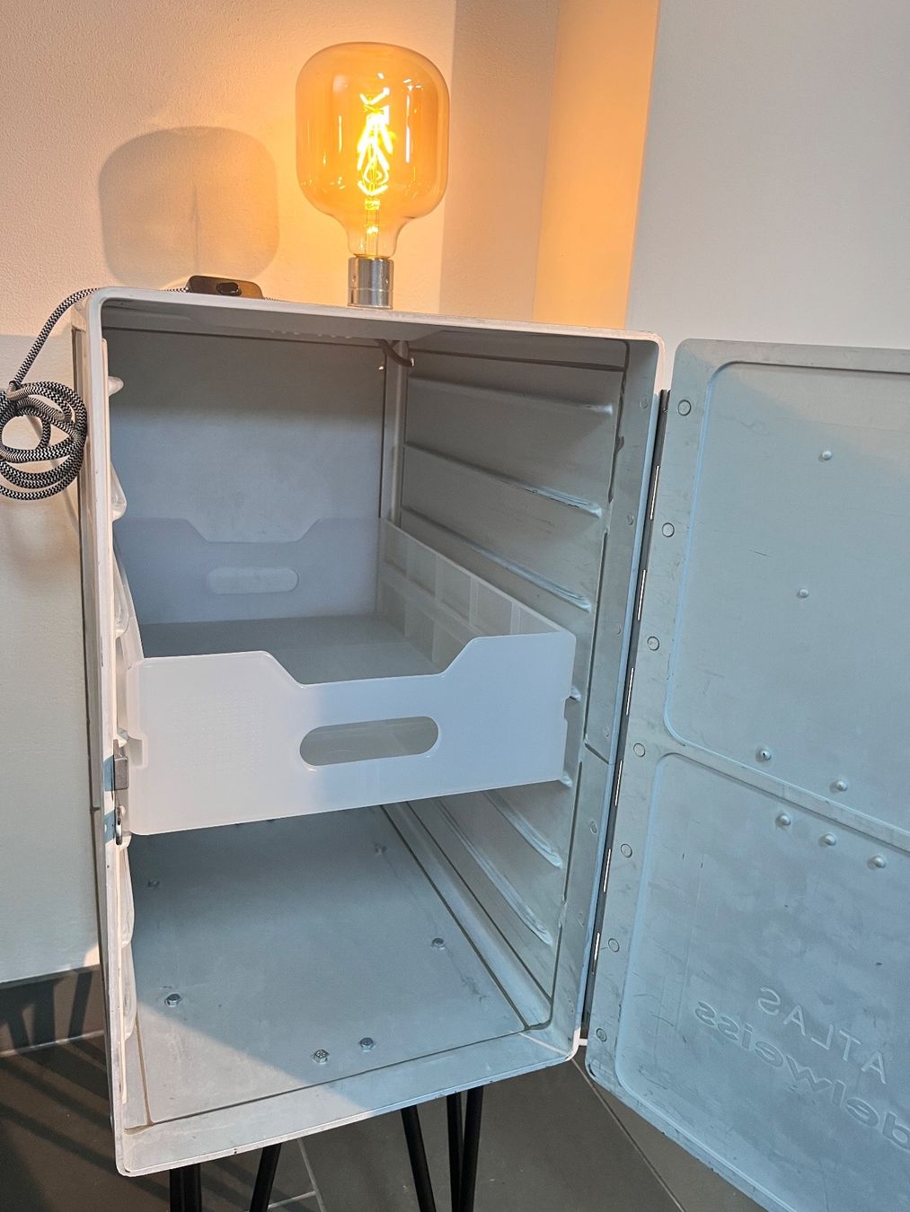 Sonstiges zu Aviatik: Flugzeug Trolley Edelweiss – Gebraucht aus Fruthwilen von bodensee_manufaktur 1