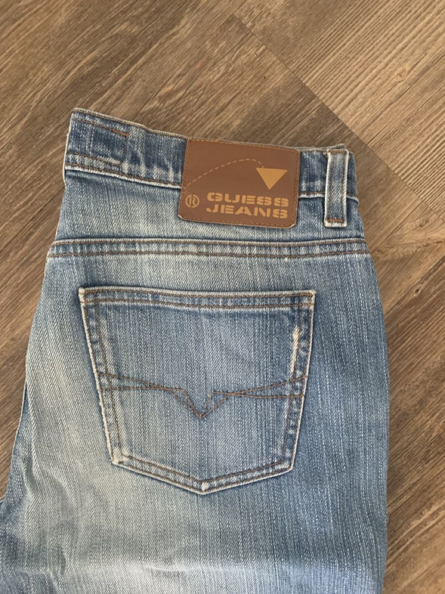 Guess Jeans: Guess-Jeans – D'occasion à Emmen par Bgucci_girl 3