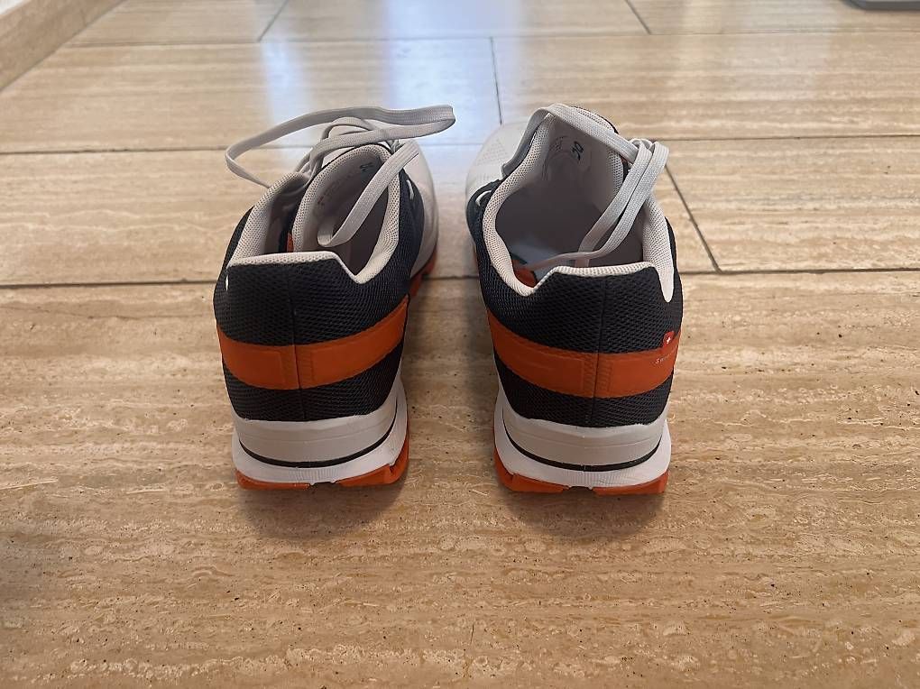 On Chaussures hommes: On Cloud Cloudsurfer 46 ungetragen – Neuf (Voir description) à Flums par mojo265 2