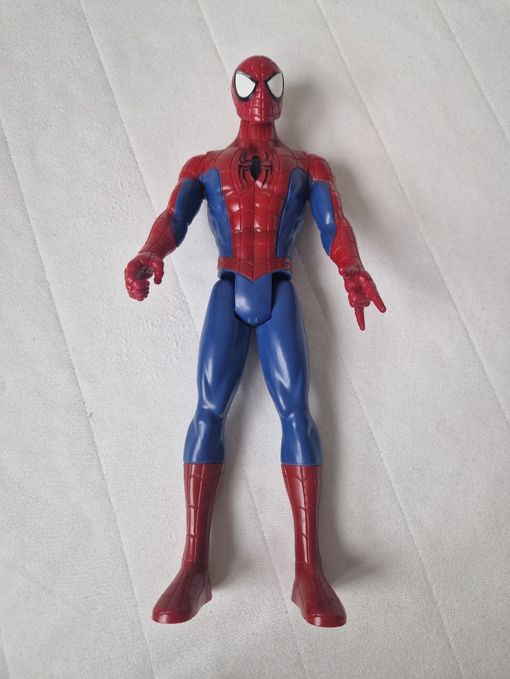 Hasbro Statuette: Hasbro Titan Spider-Man – Usato da Widen venduto da corinne125