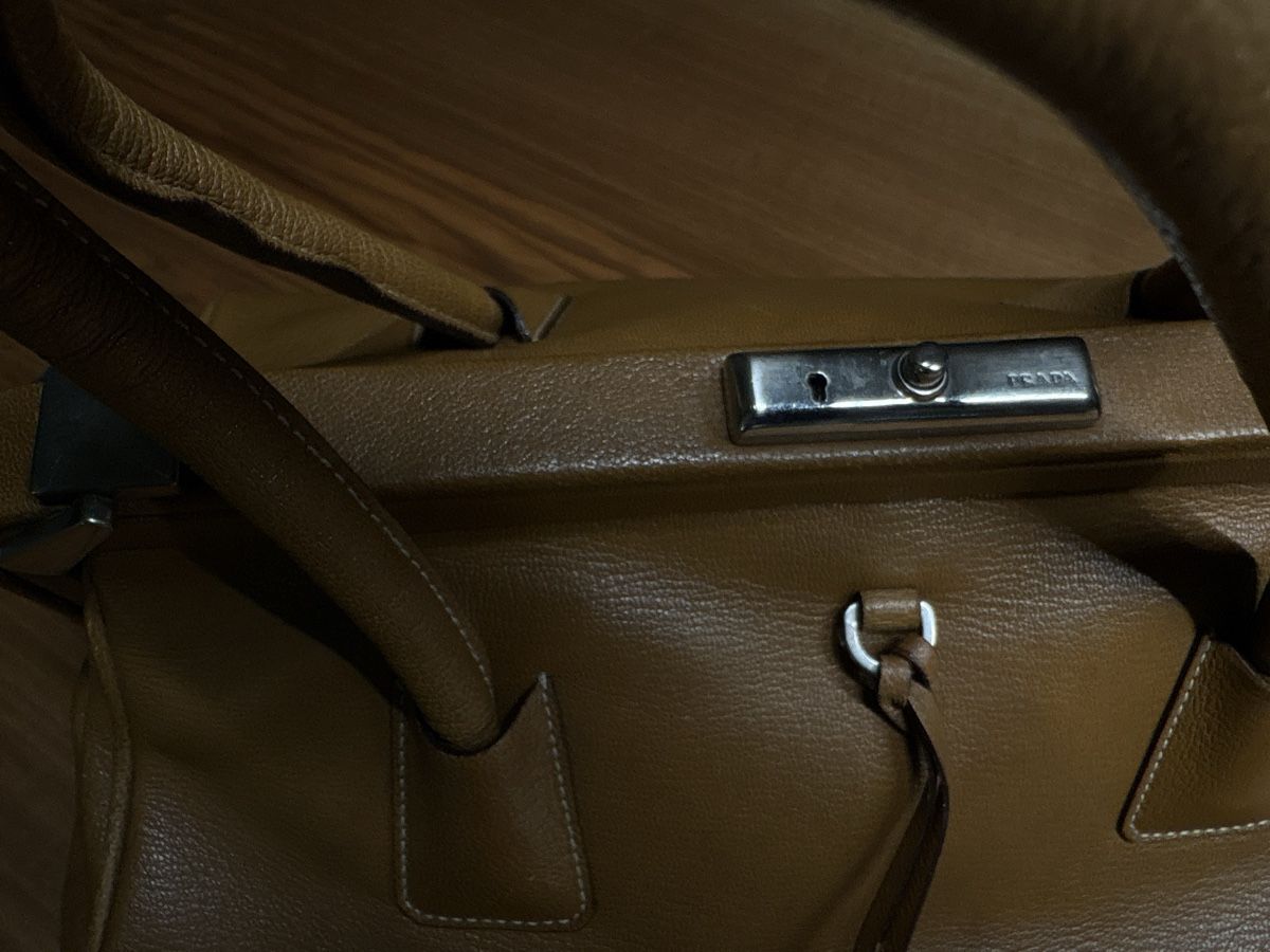 Prada Taschen für Damen: Vintage Prada Doctor bag Handtasche – Gebraucht aus Contra von bubi 1