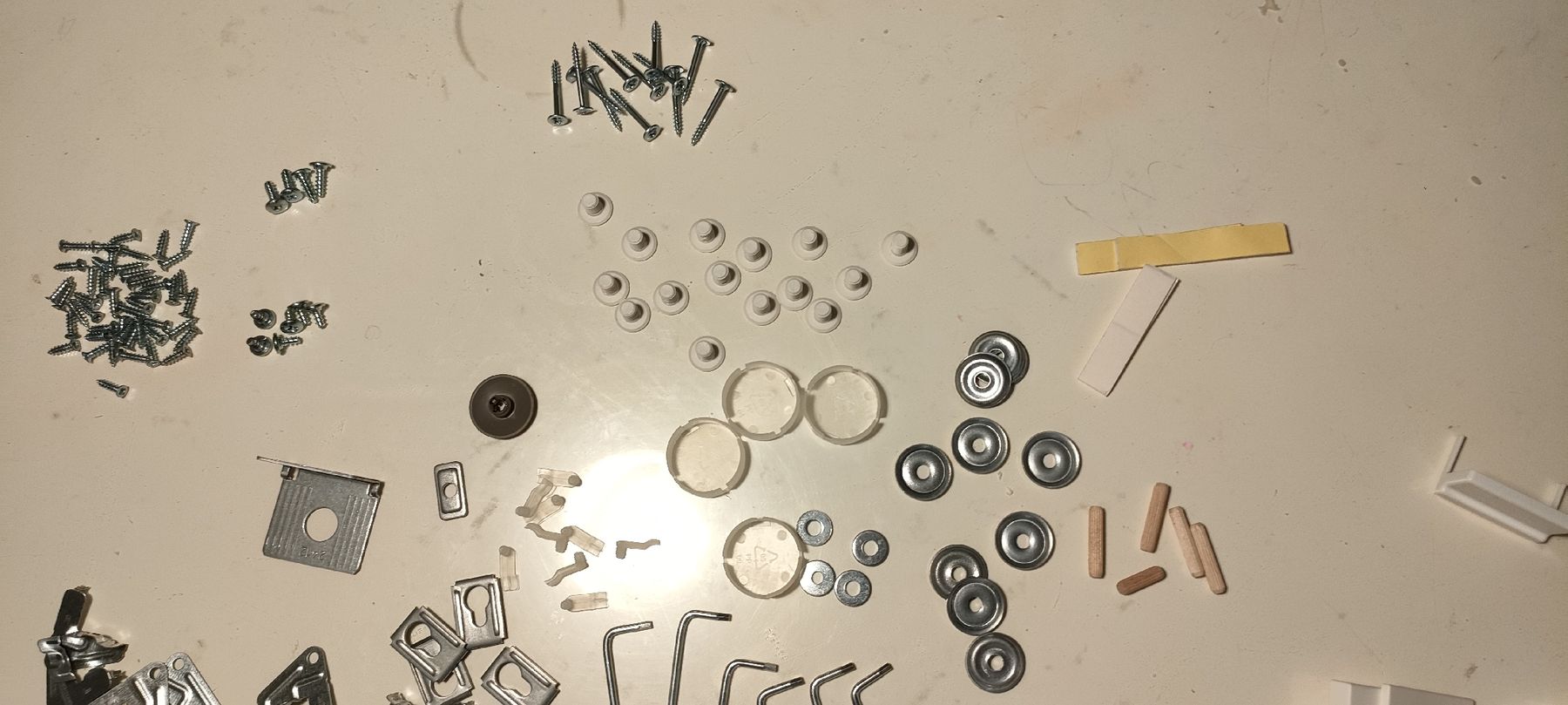 Ikea Tutti gli attrezzi: Ikea Zubehör  – Usato da Muri AG venduto da Suiphi 5